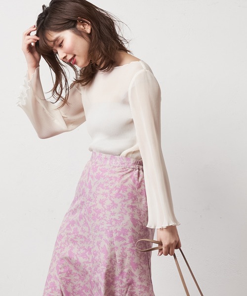 natural couture（ナチュラルクチュール）の「【WEB限定カラー有り】細プリーツシフォンメローTブラウス（シャツ/ブラウス・レディース・ブラック/ベージュ/オフホワイト/ピンク/ミント/オレンジ・FREE）」の9枚目の写真