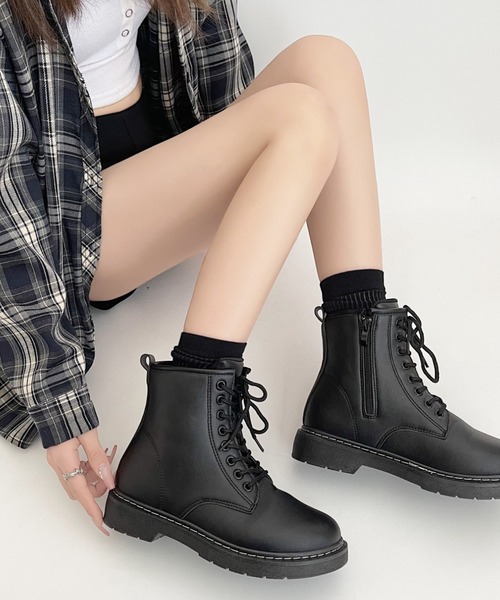 Shoes in Closet(シューズインクローゼット)の「レースアップ ワークブーツ 7897(ブーツ・レディース・ダークブラウン/ブラック/アイボリー・LL/M/S/L/3L/XS)」の7枚目の写真