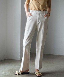 センタープレスフレアーパンツ