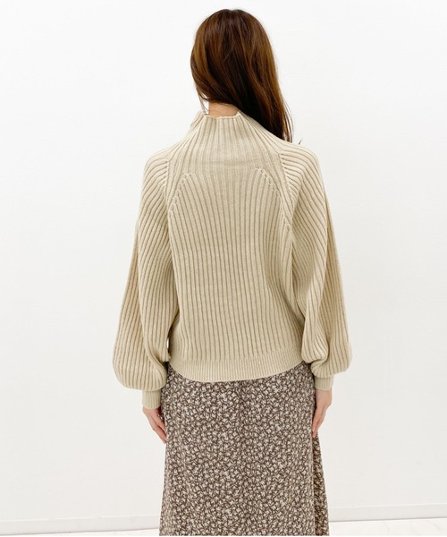 archives(アルシーヴ)の「ボリュームワイドリブニット(ニット/セーター・レディース・ベージュ/ブルー/アイボリー/マスタード/モカ・MEDIUM)」の8枚目の写真
