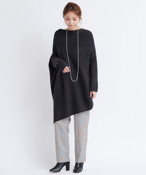 DouDou(ドゥドゥ)の「ガーターアシメプルオーバー(ニット/セーター・レディース・チャコールグレー/モカ/キナリ・FREE)」の9枚目の写真