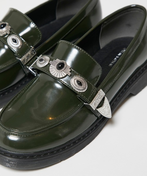 WHO'S WHO gallery(フーズフーギャラリー)の「マニッシュコンチョローファー(ローファー・レディース・ダークグリーン/ブラック系その他・MEDIUM/LARGE)」の11枚目の写真