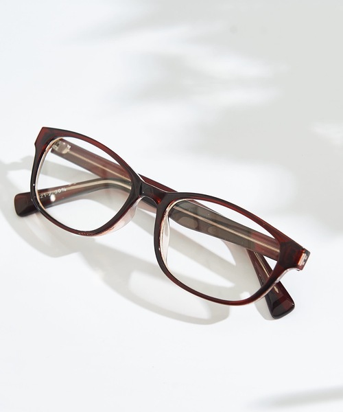 Sakka(サッカ)の「UVカットクリアーレンズ 伊達メガネ(メガネ・メンズ・その他/Y/O/その他6/F/D/その他8/X/P/H/その他10/I/T/M/J/その他2/K/S/N/その他3/A/その他7/B/その他4/G/E/その他9/V/W/C/その他11/その他1/Z/L/その他5/U/Q/R・FREE)」の4枚目の写真