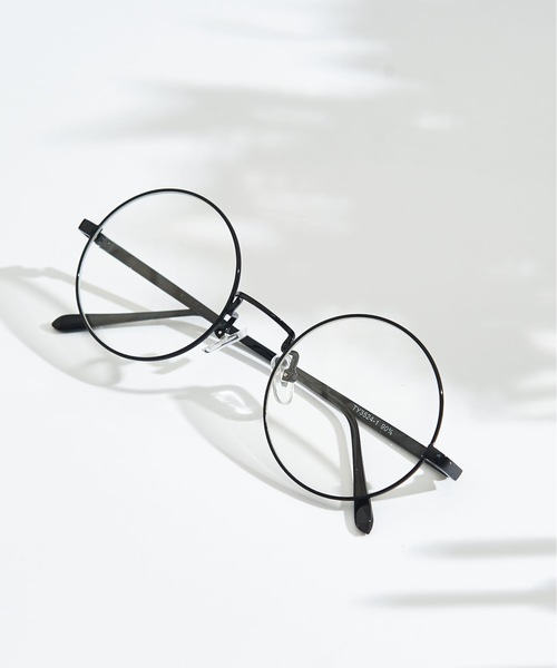 Sakka(サッカ)の「UVカットクリアーレンズ 伊達メガネ(メガネ・メンズ・その他/Y/O/その他6/F/D/その他8/X/P/H/その他10/I/T/M/J/その他2/K/S/N/その他3/A/その他7/B/その他4/G/E/その他9/V/W/C/その他11/その他1/Z/L/その他5/U/Q/R・FREE)」の9枚目の写真