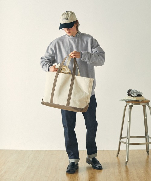 Champion(チャンピオン)の「Champion PULLOVER オーバーサイズ プルオーバー クルーネック スウェット/チャンピオン(スウェット・メンズ・ホワイト/チャコールグレー/ブラック/ダークグリーン/パープル/ネイビー/グレー/レッド/ロイヤルブルー/ワイン/オレンジ・S/M/L/XL)」の15枚目の写真