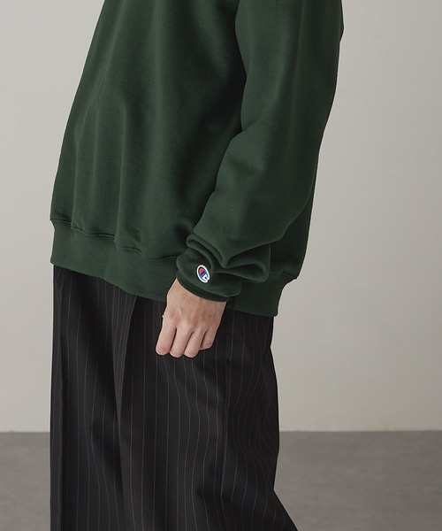 Champion（チャンピオン）の「Champion PULLOVER オーバーサイズ プルオーバー クルーネック スウェット/チャンピオン（スウェット・メンズ・ホワイト/チャコールグレー/ブラック/ダークグリーン/パープル/ネイビー/グレー/レッド/ロイヤルブルー/ワイン/オレンジ・S/M/L/XL）」の20枚目の写真