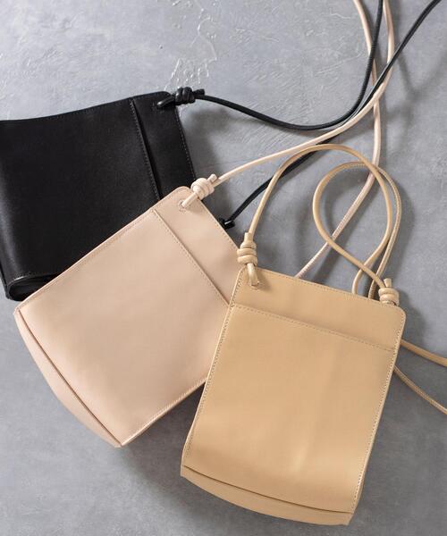 BEAUTY&YOUTH UNITED ARROWS（ビューティーアンドユースユナイテッドアローズ）の「BY レザースクエアベローズショルダーバッグ（ショルダーバッグ・レディース・ブラック/ベージュ/ライトピンク/ライム/オフホワイト・FREE）」の18枚目の写真