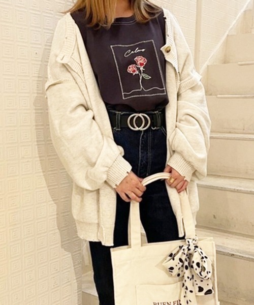 SPINNS（スピンズ）の「薔薇プリント ステッチデザインロンT（Tシャツ/カットソー・レディース・オフホワイト/グレイッシュベージュ/チャコール・ONESIZE）」の12枚目の写真