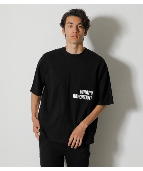 AZUL by moussy(アズールバイマウジー)の「REMARK BIG LOGO TEE/リマークビッグロゴTシャツ(Tシャツ/カットソー・メンズ・ホワイト/ブラック/ブルー・LARGE/MEDIUM)」の11枚目の写真