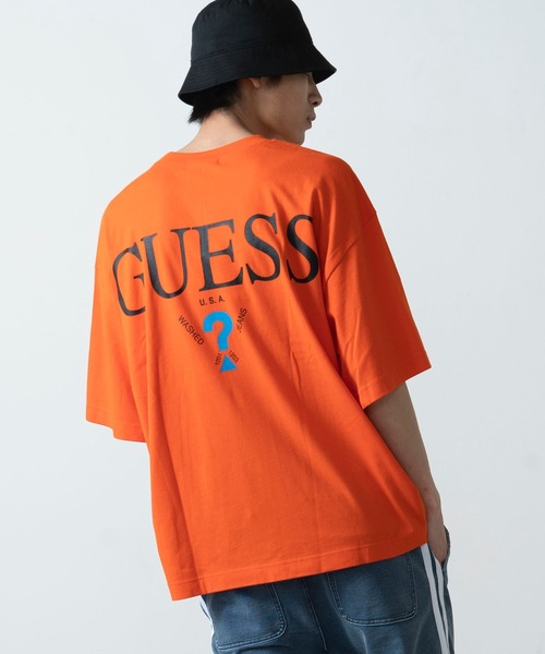 Guess（ゲス）の「∴WEGO/別注GUESSカラーロゴビッグシルエット半袖Tシャツ（Tシャツ/カットソー・メンズ・イエロー/オレンジ/スミクロ/ホワイト・LARGE/MEDIUM）」の4枚目の写真