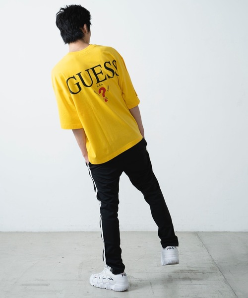 Guess（ゲス）の「∴WEGO/別注GUESSカラーロゴビッグシルエット半袖Tシャツ（Tシャツ/カットソー・メンズ・イエロー/オレンジ/スミクロ/ホワイト・LARGE/MEDIUM）」の19枚目の写真