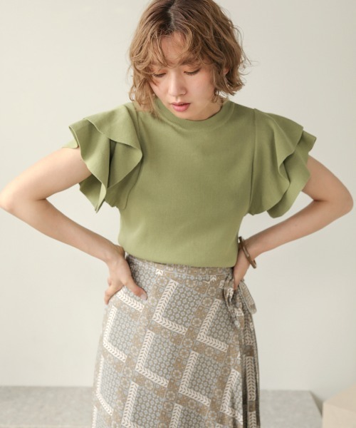 Bab(バブ)の「【WEB限定】フリルスリーブ半袖ニット(ニット/セーター・レディース・ブラック/オフホワイト/ライトグリーン・38)」の10枚目の写真