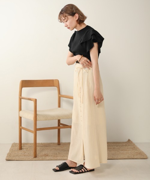 Bab(バブ)の「【WEB限定】フリルスリーブ半袖ニット(ニット/セーター・レディース・ブラック/オフホワイト/ライトグリーン・38)」の17枚目の写真