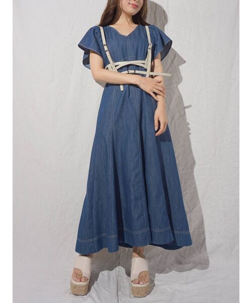 MERCURYDUO（マーキュリーデュオ）の「パネル切替ステッチワンピース（ワンピース・レディース・ベージュ/オフホワイト/インディゴブルー・SMALL/MEDIUM）」の3枚目の写真