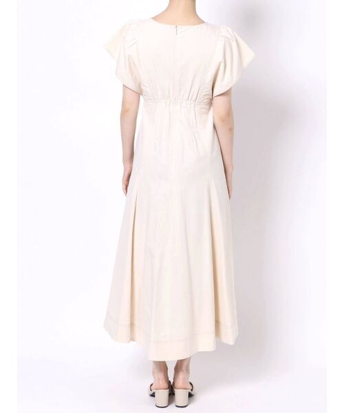 MERCURYDUO（マーキュリーデュオ）の「パネル切替ステッチワンピース（ワンピース・レディース・ベージュ/オフホワイト/インディゴブルー・SMALL/MEDIUM）」の5枚目の写真