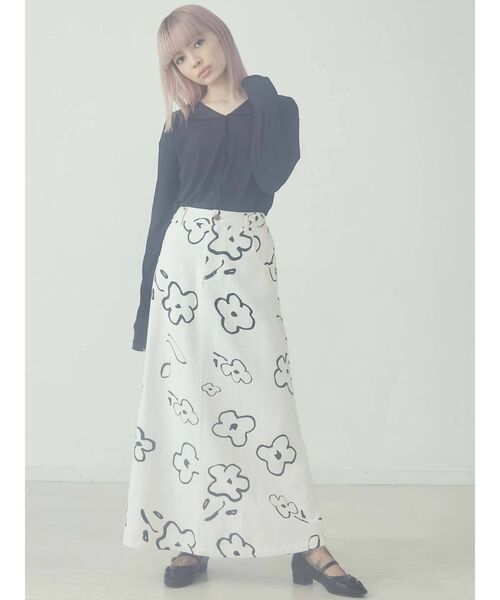 merry jenny（メリージェニー）の「【セットアップ】mellowサテンコンビリブセーラーカットソー（Tシャツ/カットソー・レディース・ブラック/ベージュ/ブルー・FREE）」の6枚目の写真