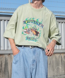 レトロフラワーロックTシャツ