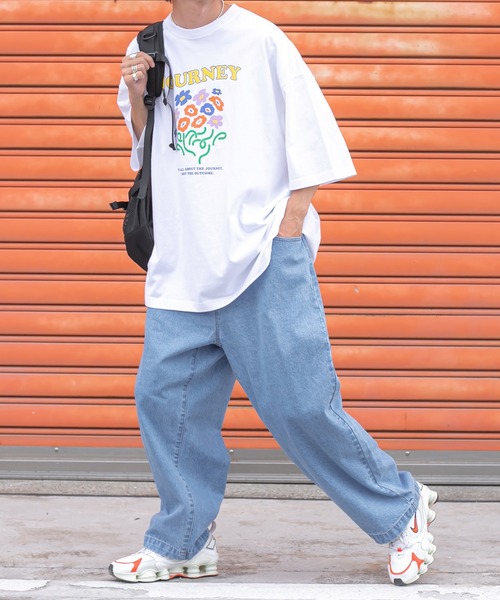 Perushu(ペルーシュ)の「レトロフラワーロックTシャツ(Tシャツ/カットソー・メンズ・ホワイト/チャコールグレー/ブラック/ライトグリーン・MEDIUM/LARGE)」の6枚目の写真