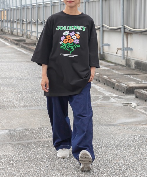 Perushu(ペルーシュ)の「レトロフラワーロックTシャツ(Tシャツ/カットソー・メンズ・ホワイト/チャコールグレー/ブラック/ライトグリーン・MEDIUM/LARGE)」の16枚目の写真