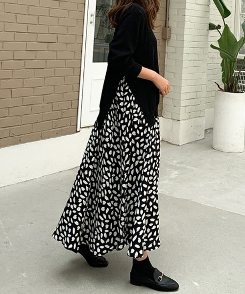 SVEC（シュベック）の「ロング スカート × ニット ドッキング オーバーサイズ ワンピース（ワンピース・レディース・ブラック/ネイビー・FREE）」の11枚目の写真