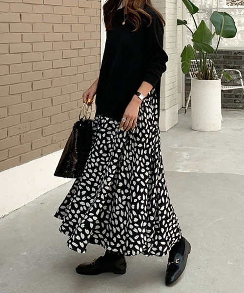 SVEC（シュベック）の「ロング スカート × ニット ドッキング オーバーサイズ ワンピース（ワンピース・レディース・ブラック/ネイビー・FREE）」の14枚目の写真