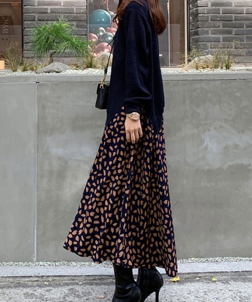 SVEC（シュベック）の「ロング スカート × ニット ドッキング オーバーサイズ ワンピース（ワンピース・レディース・ブラック/ネイビー・FREE）」の7枚目の写真