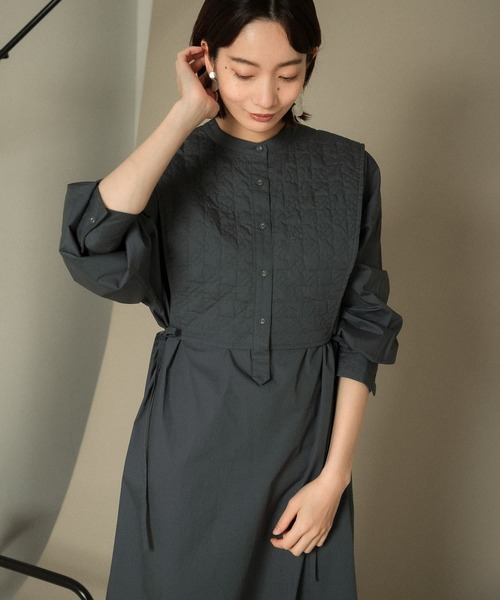 KBF(ケイビーエフ)の「『36サイズ/低身長向けも展開』キルティングレイヤードワンピース(ワンピース・レディース・アイボリー/チャコールグレー/ベージュ系その他・36/38)」の12枚目の写真