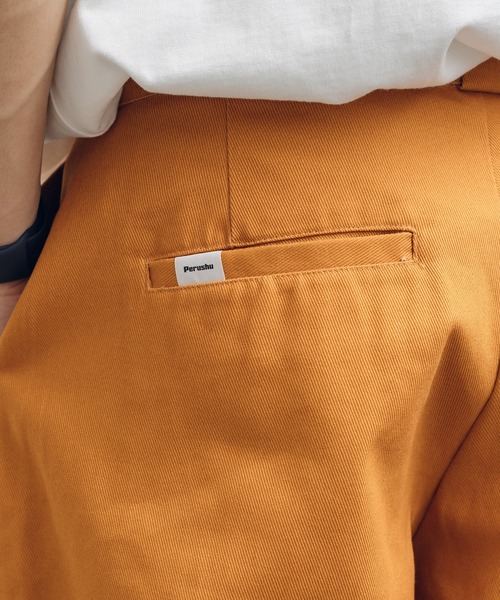 Perushu(ペルーシュ)の「ステッチワイドストレートパンツ(その他パンツ・メンズ・オフホワイト/オレンジ/ボルドー・SMALL/MEDIUM/LARGE)」の4枚目の写真