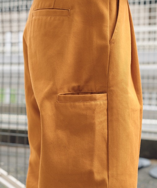 Perushu(ペルーシュ)の「ステッチワイドストレートパンツ(その他パンツ・メンズ・オフホワイト/オレンジ/ボルドー・SMALL/MEDIUM/LARGE)」の18枚目の写真