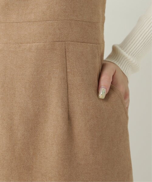 RAY CASSIN（レイカズン）の「Vカットナロージャンスカ（ジャンパースカート・レディース・ワイン/ブラック/ベージュ・FREE）」の21枚目の写真