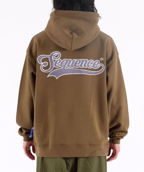 B ONE SOUL(ビーワンソウル)の「Sequence / BASEBALL LOGO WAPPEN HOODIE / ベースボール ロゴ ワッペン パーカー(パーカー・メンズ・オフホワイト/キャメル/ブルーグレー/ブラック・LARGE/MEDIUM)」の22枚目の写真