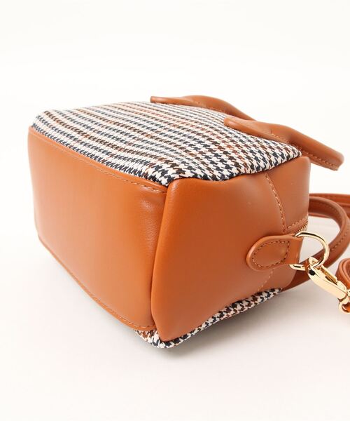 N.（N. Natural Beauty Basic）（エヌエヌナチュラルビューティーベーシック）の「2Wayミニボストンショルダーバッグ（ショルダーバッグ・レディース・ホワイト系その他/ブラウン系その他・ﾌﾘ-）」の4枚目の写真