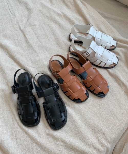 Didot.showroom（ディドット ショールーム）の「グルカサンダル（サンダル・レディース・ブラック/アイボリー/ブラウン・23cm/23.5cm/24cm/25cm/24.5cm）」の3枚目の写真