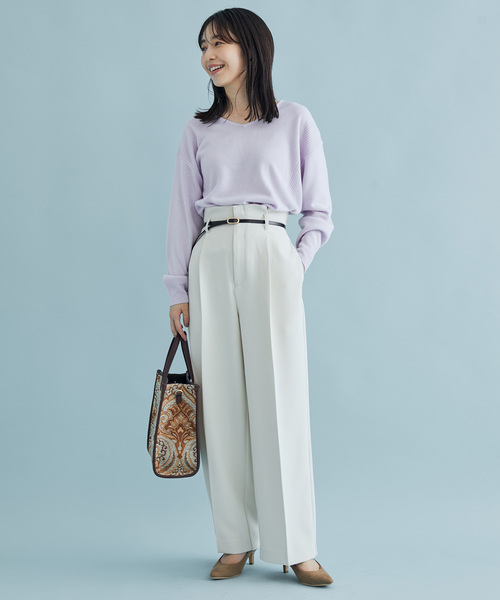 VIS（ビス）の「【新色追加】サイドのリブがアクセント。ソフトタッチVネックニットプルオーバー（ニット/セーター・レディース・ブラック/グレー/ホワイト/グリーン/ピンク/ラベンダー/ミント・FREE）」の9枚目の写真