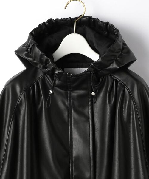 EMMEL REFINES（エメルリファインズ）の「＜EMMEL REFINES（エメル リファインズ）＞EM フェイクレザー フーデットブルゾン（その他アウター・レディース・ブラック/オフホワイト・FREE）」の4枚目の写真