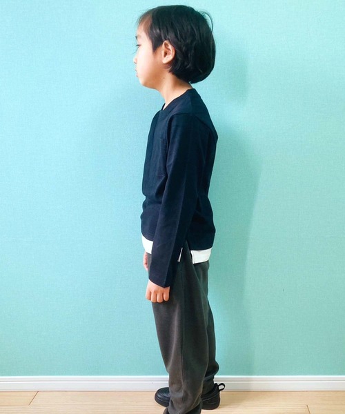 THE CASUAL（カジュアル）の「フェイクレイヤード 天竺 ビッグ ロンT キッズ（Tシャツ/カットソー・キッズ・ブラック/ベージュ/ネイビー/ブラウン/カーキ/ミント/モカ/ラベンダー/杢グレー/チャコール・110cm/120cm/130cm/140cm/150cm/160cm）」の20枚目の写真