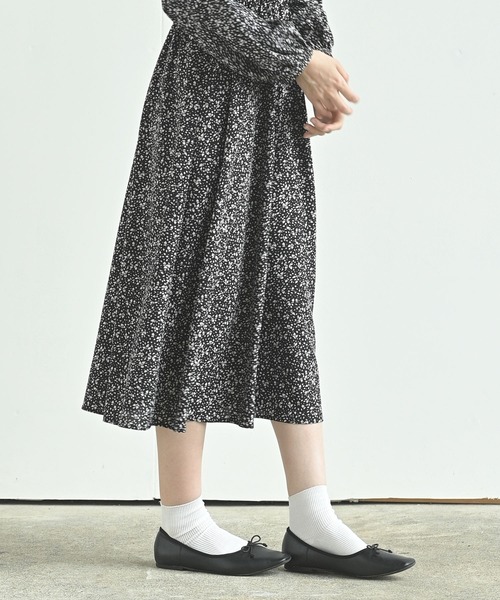 rps（アールピーエス）の「配色パイピングプリントワンピース（ワンピース・レディース・ブラック/ネイビー/キャメル・M）」の13枚目の写真