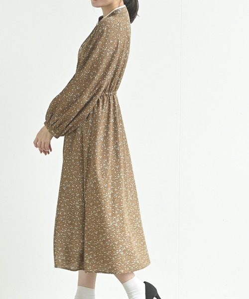 rps（アールピーエス）の「配色パイピングプリントワンピース（ワンピース・レディース・ブラック/ネイビー/キャメル・M）」の8枚目の写真