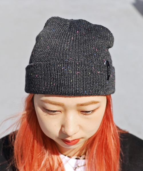 STAMPD(スタンプド)の「STAMPD/スタンプド Brick Logo Melange Beanie ビーニー ニット帽 ミックスニット ストリート(ニットキャップ/ビーニー・メンズ・ブラック・FREE)」の4枚目の写真