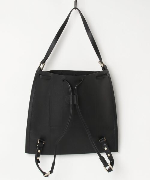 ALLSAINTS（オールセインツ）の「ALPHA LEATHER BACKPACK | ALPHA レザー バックパック（バックパック/リュック・レディース・ブラック・ONE SIZE）」の3枚目の写真