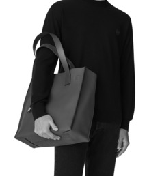 LOEWE ロエベ　バックルジッパートートバッグ　ソフトグレインカーフ バックル ジッパー トートバッグ（ソフトグレインカーフ