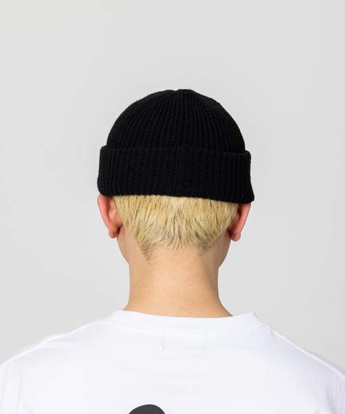 XLARGE（エクストララージ）の「LOGO SHORT LENGTH BEANIE（キャップ・メンズ・ブラック/イエロー/オレンジ/ブルー/グリーン・ONE SIZE）」の12枚目の写真