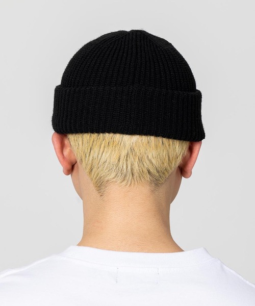 XLARGE（エクストララージ）の「LOGO SHORT LENGTH BEANIE（キャップ・メンズ・ブラック/イエロー/オレンジ/ブルー/グリーン・ONE SIZE）」の18枚目の写真