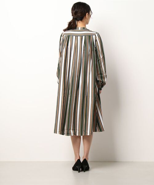 PARKS TOKYO SELECT（パークストウキョウセレクト）の「【Nora Lily】（IV）Multi Stripe Tuck One-piece（ワンピース・レディース・レッド/グリーン・FREE）」の4枚目の写真
