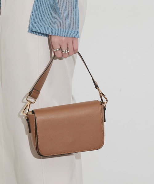 Aunt Marie's（アントマリーズ）の「フラップミニスクエアショルダーバッグ / ハンドバッグ（ハンドバッグ・レディース・ブラック/ピンク/グリーン/キャメル/ライトパープル/アイボリー/ブルー・FREE）」の6枚目の写真