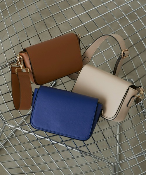 Aunt Marie's（アントマリーズ）の「フラップミニスクエアショルダーバッグ / ハンドバッグ（ハンドバッグ・レディース・ブラック/ピンク/グリーン/キャメル/ライトパープル/アイボリー/ブルー・FREE）」の4枚目の写真