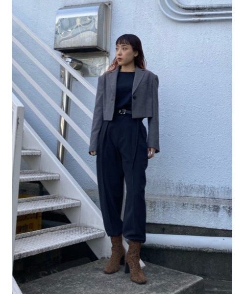 THROW by SLY(スローバイスライ)の「THROW MANNISH CROP TAILOR JK マニッシュ クロップ テイラー ジャケット(テーラードジャケット・レディース・ベージュ/ライトブラック・0/1)」の14枚目の写真