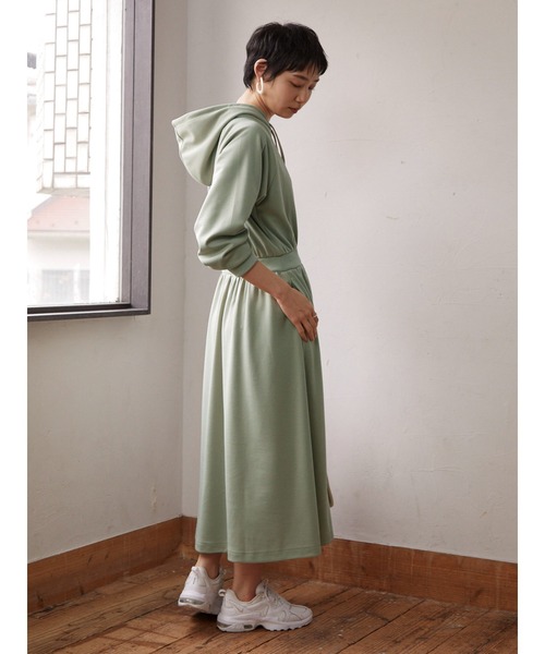 armonia（アルモニーア）の「armonia.フード付きカットワンピース＊（ワンピース・レディース・ブラック/ベージュ/グリーン・FREE）」の11枚目の写真