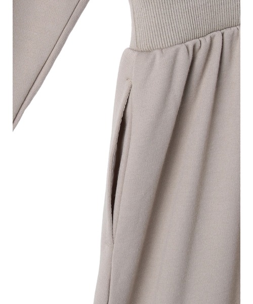 armonia（アルモニーア）の「armonia.フード付きカットワンピース＊（ワンピース・レディース・ブラック/ベージュ/グリーン・FREE）」の12枚目の写真