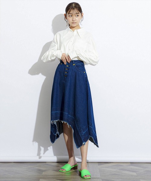 REDYAZEL（レディアゼル）の「リングドットボタンボリュームスリーブシャツ（シャツ/ブラウス・レディース・ライトグレー/オフホワイト/ブラック・FREE）」の22枚目の写真